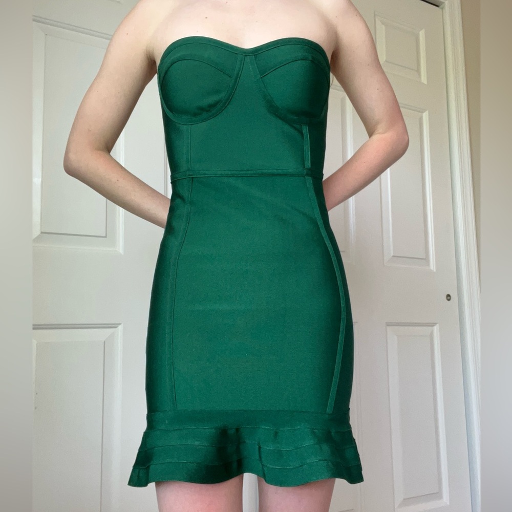PrettyLittleThing Mini Emerald Green Homecoming Dress